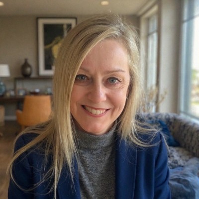 Kelly Seacrist profile